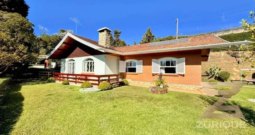 Casa com 3 dormitórios à venda, 197 m² por R$ 1.300.000,00 - Alto da Vila Inglesa - Campos do Jordão/SP
