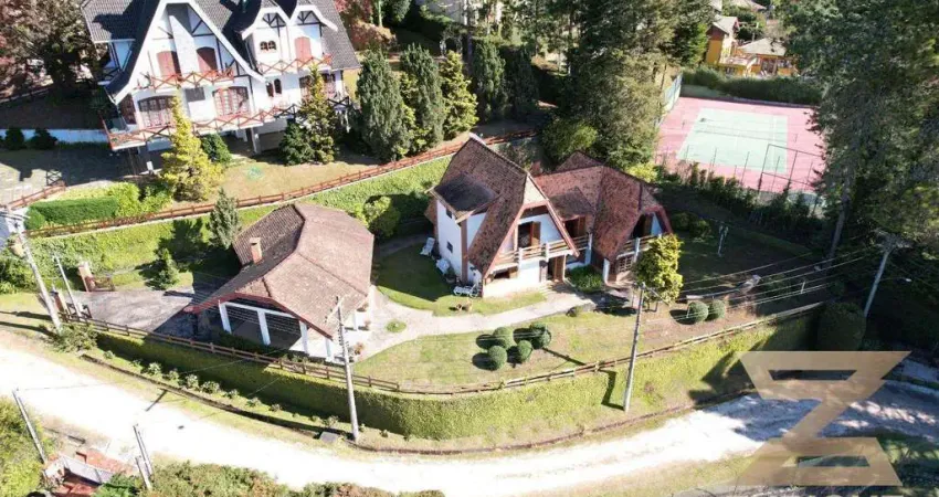 Casa com 5 dormitórios à venda, 280 m² por R$ 1.400.000,00 - Jardim Embaixador - Campos do Jordão/SP