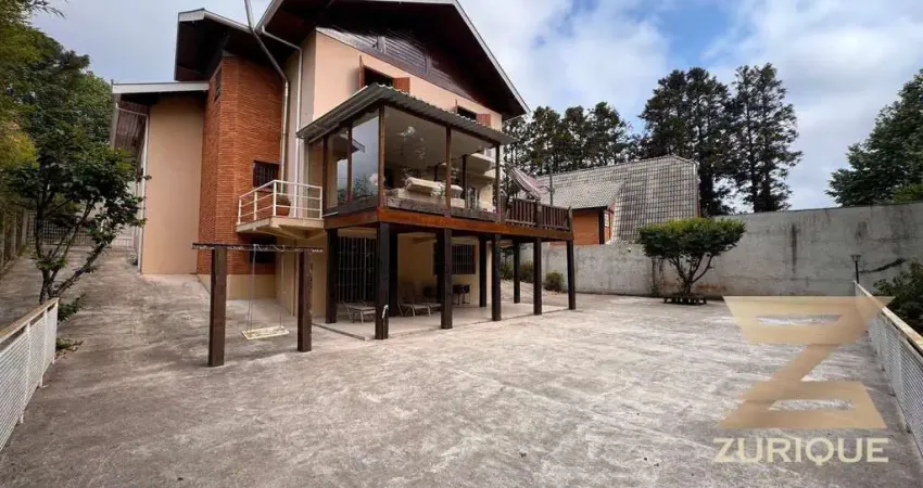 Casa com 4 dormitórios à venda, 294 m² por r$ 1.900.000,00 - vila iara - campos do jordão/sp