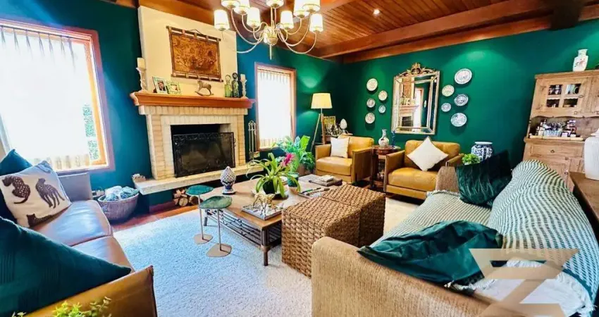 Casa com 4 dormitórios à venda, 246 m² - vila inglesa - campos do jordão/sp