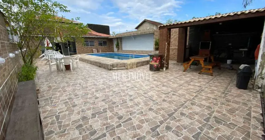 Repasse Casa Padrão à venda no Jardim Princesa - Praia Grande - SP: