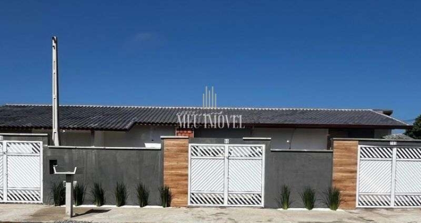 Casa Geminada à venda no Balneário Tupy - Itanhaém - SP: