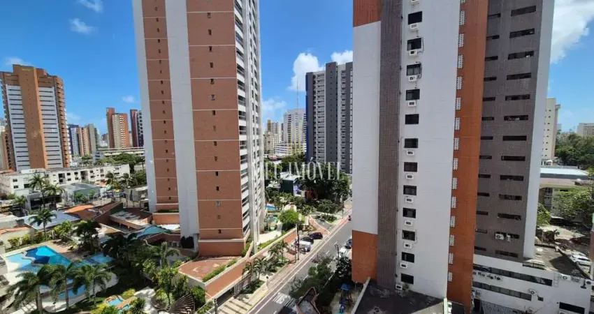 Apartamento padrão em Fortaleza-CE: