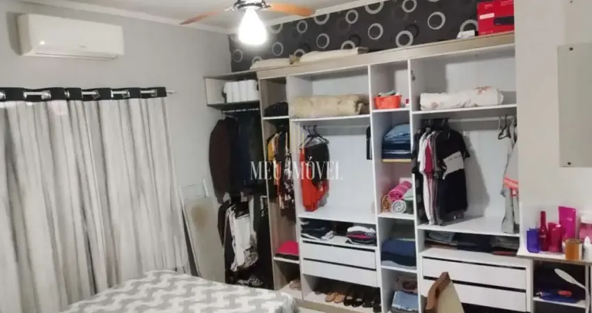 Casa Padrão à venda no Quietude - Praia Grande - SP: