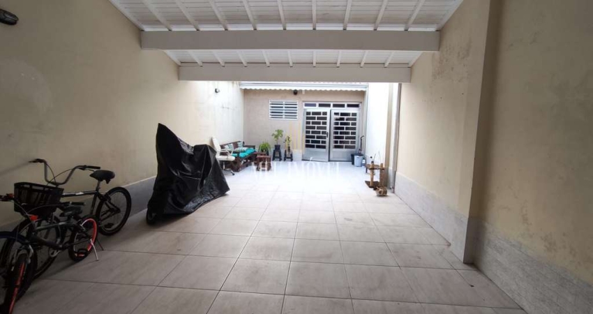 Casa Geminada à venda na Guilhermina - Praia Grande - SP: