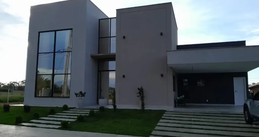 Casa em condomínio fechado com 4 quartos à venda no Candeias, Vitória da Conquista 