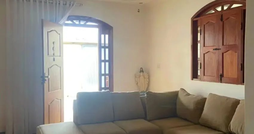 Casa com 3 quartos à venda na Avenida Pará, 794, Ibirapuera, Vitória da Conquista