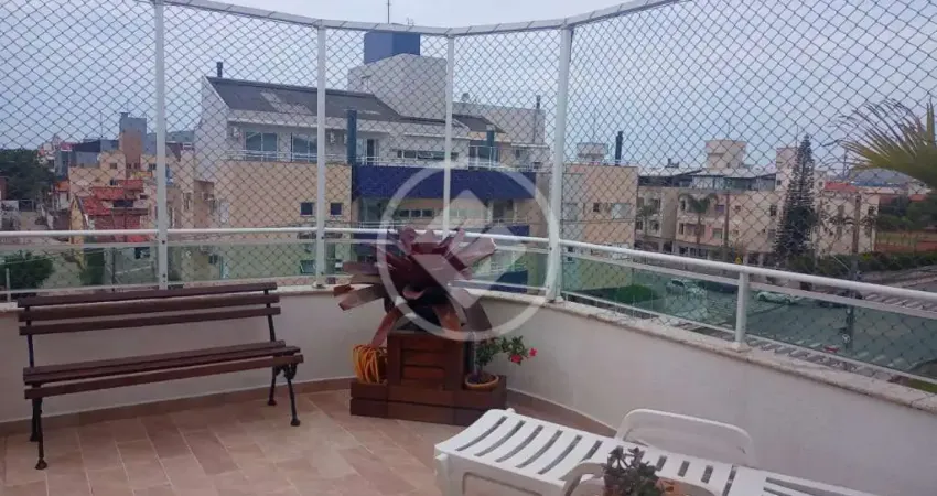 cobertura nas Gaivotas com hidromassagem 500 metros da praia codigo: 63036