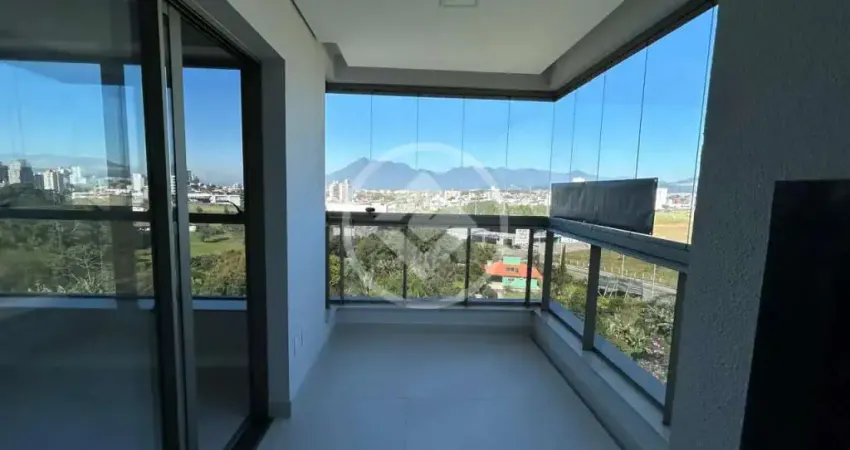Apartamento 1 suite 2 dormitórios com varanda churrasqueira a carvão e vista deslumbrante codigo: 76770