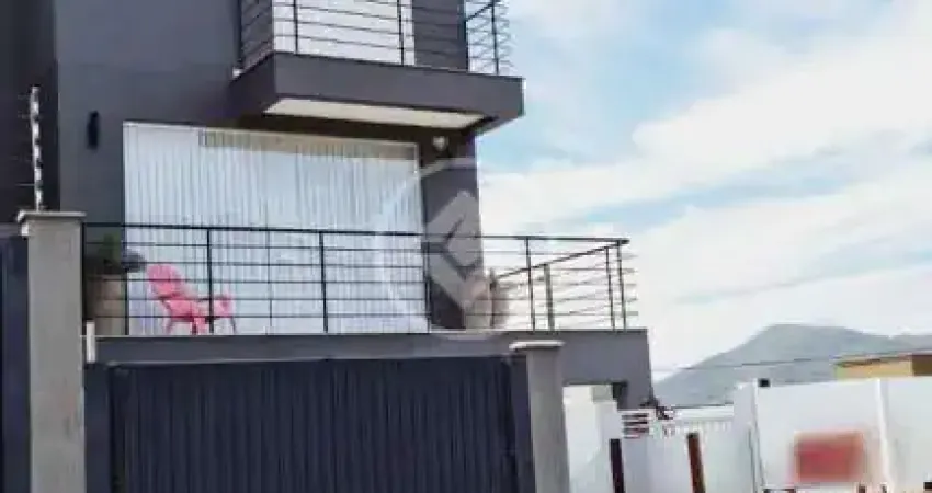 Casa Triplex Alto Padrão 3 suítes com Piscina no Córrego Grande codigo: 116794