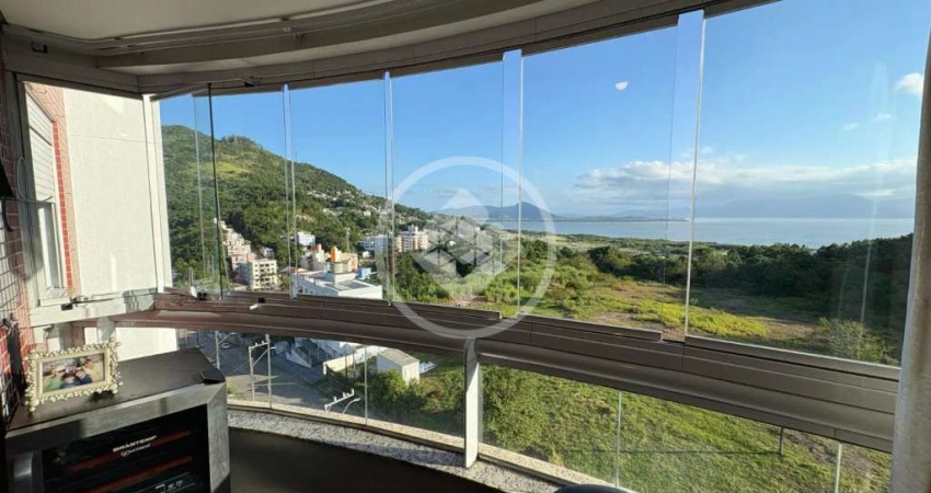 Apartamento com 3 quartos à venda na Rua Pedro Vieira Vidal, -, Pantanal, Florianópolis
