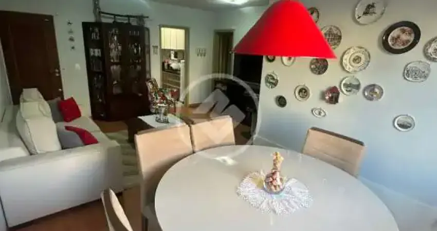 Apartamento à venda no Centro de Florianópolis rua Hercílio Luz . codigo: 131531