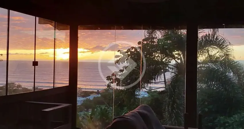 Casa com 3 quartos à venda na Rodovia Francisco Thomaz dos Santos, 5260, Armação do Pântano do Sul, Florianópolis