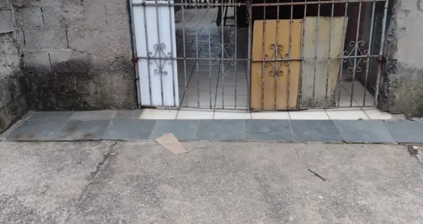 2 dormitórios: ideal para acomodar sua família com conforto. sala espaçosa: perfeita para momentos de convivência e lazer. 1 vaga de garagem: garantem praticidade e segurança para seus veículos. área 