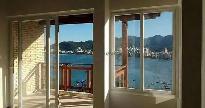 Casa com 3 quartos à venda em Meia Praia, Itapema 