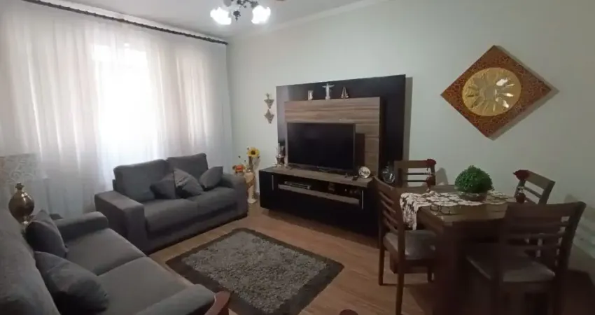 Apto. à venda no Gonzaga com 70 m2., 2 dormitórios, 1 vaga de garagem (demarcada).