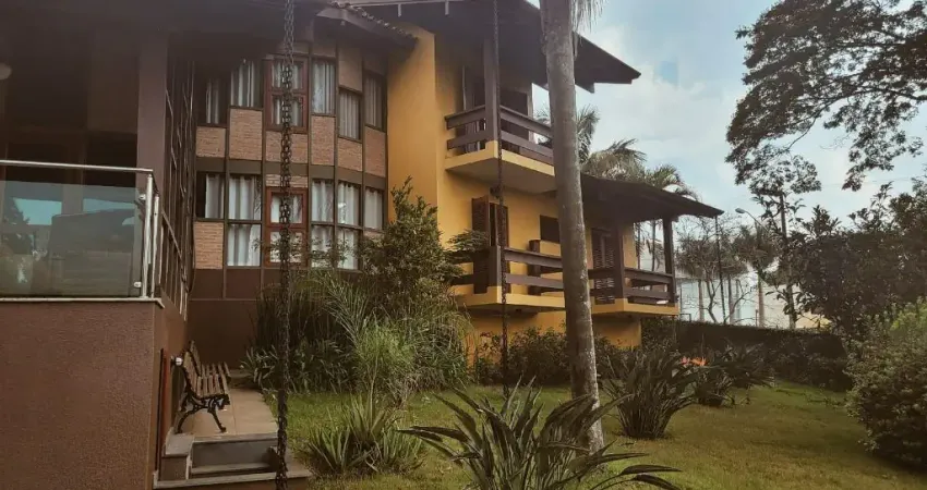Casa  em condomínio fechado - Itapecerica da Serra.