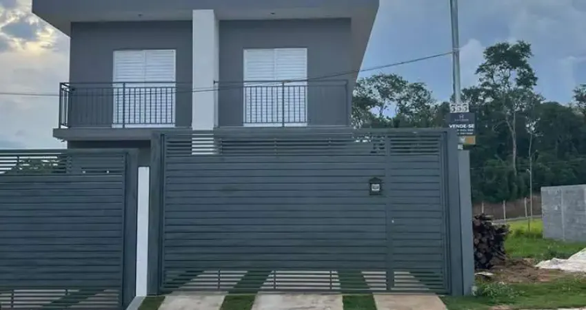 Casa á venda pronta pra morar - Cotia/ 3 dormitórios - 1 suíte - 2 banheiros - 2 vagas