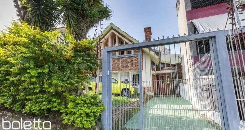 Casa Para Comprar com 3 quartos e 3 vagas no Rio Branco