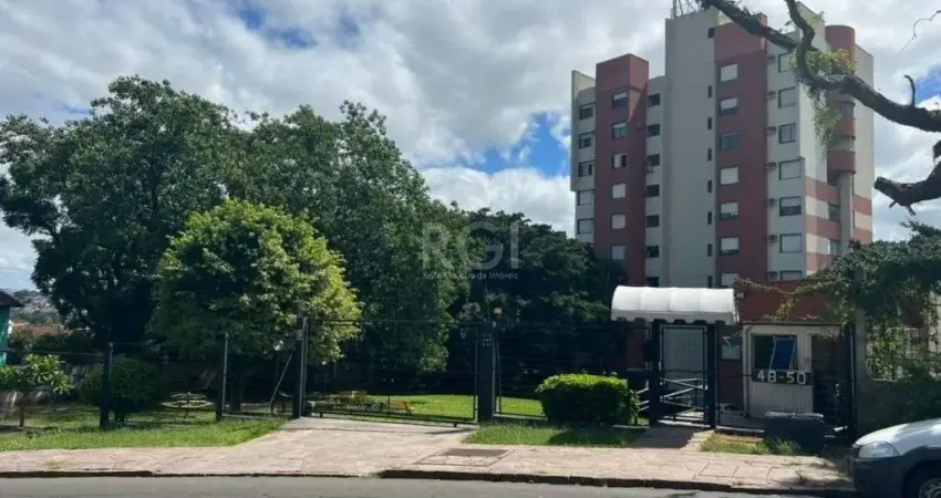 Boletto Imóveis vende apartamento semi mobiliado, 2 dormitórios, Bairro Gloria R