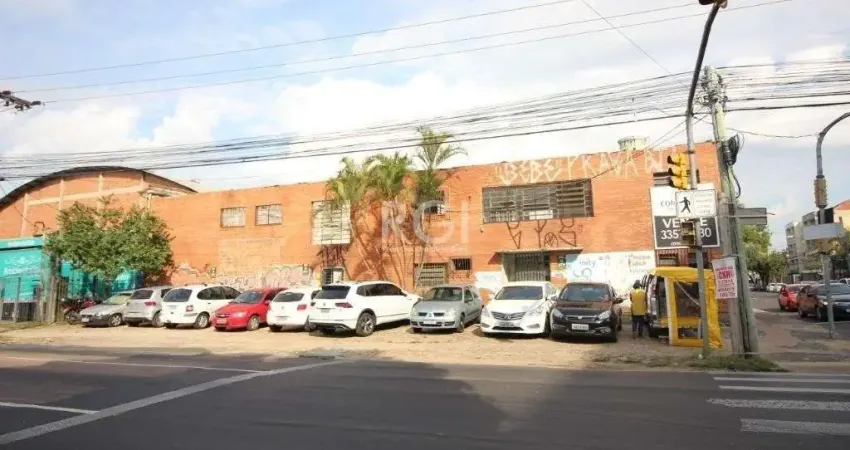 Pavilhão,  1.040,00m² Para Alugar  Por R$ 12.000,00/mês - Navegantes - Porto Ale