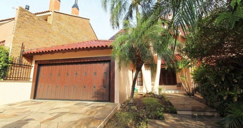Casa para Comprar com 4 dormitórios, uma suíte e 4 vagas no Bairro Chácara das P