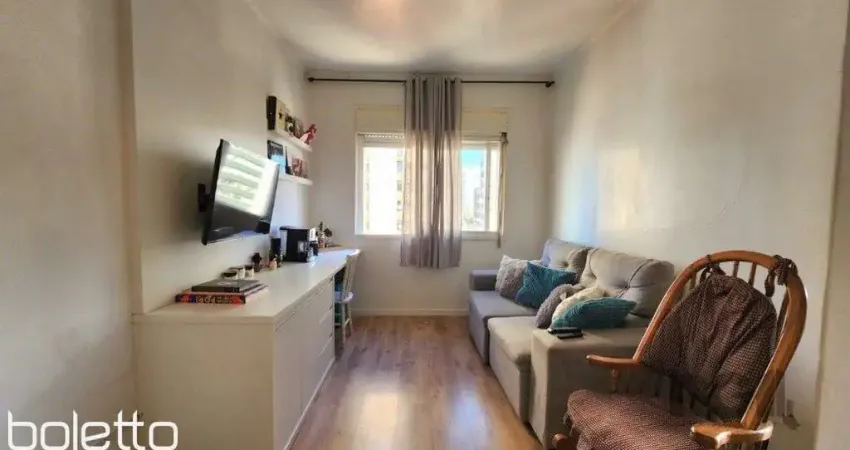Apartamento para comprar com  68m²  no Centro Histórico