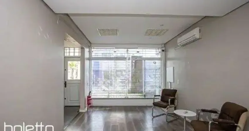 Casa para locação de 170m2, R$ 6.000,00 no Bairro Petrópolis.