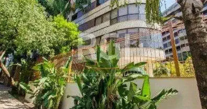 Apartamento para Venda - 257.8m², 3 dormitórios, sendo 3 suites, 3 vagas - Bela