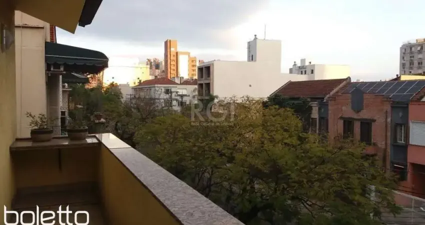 Casa para Venda - 300m², 5 dormitórios, sendo 1 suites, Bela Vista