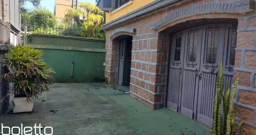 Boletto Imóveis, aluga casa comercial ou residencial, 10peças, 2 banheiros, gara