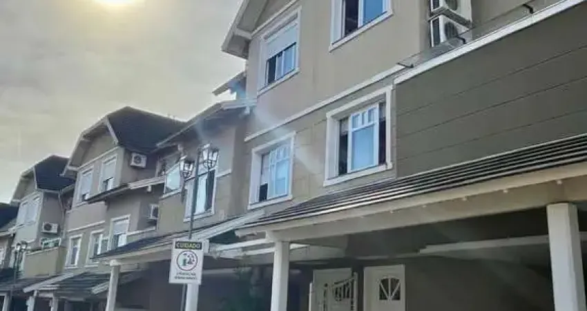 Casa em condomínio fechado com 4 quartos à venda na Rua Attílio Bilibio, 120, Jardim Carvalho, Porto Alegre