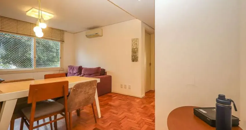 Apartamento a venda no bairro Mont' Serrat