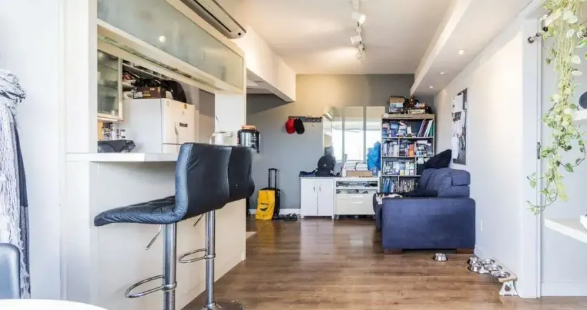 Ótimo apartamento com 2 dormitórios, bem localizado no bairro Bela Vista