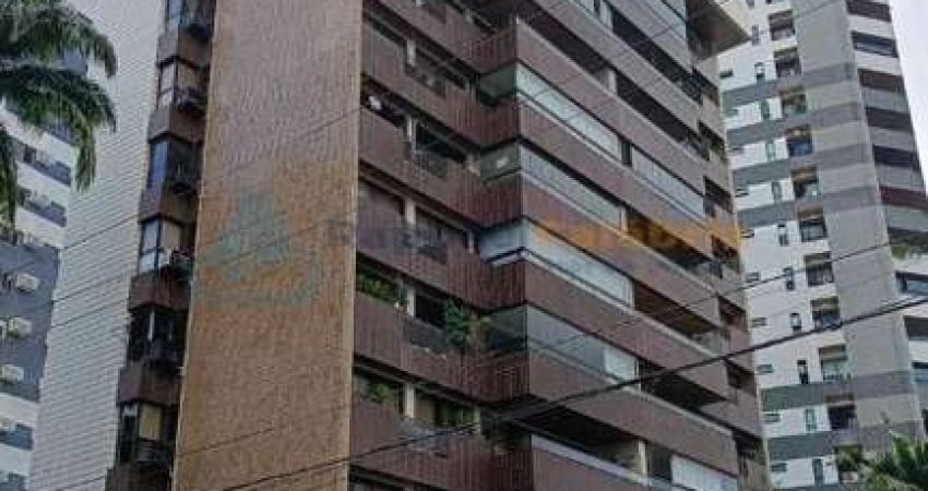 OPORTUNIDADE - EXCELENTE APARTAMENTO DE 145M&#178; EM CASA FORTE
