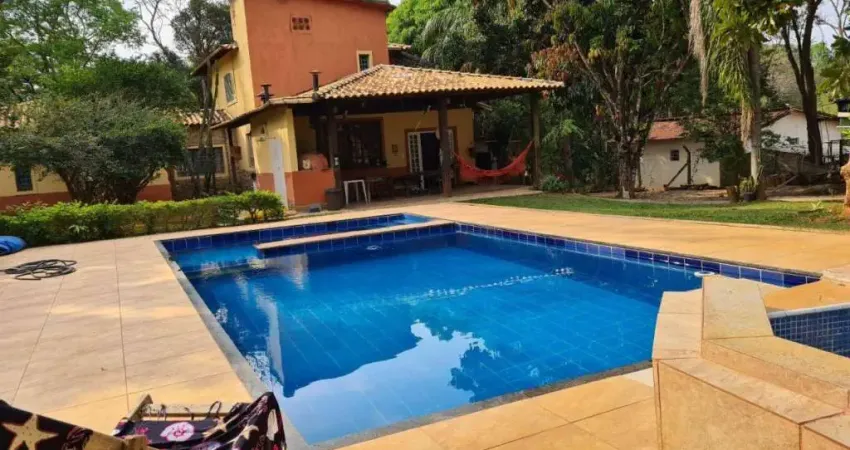 Casa com 4 dormitórios à venda, 249 m² por R$ 990.000,00 - Condomínio Portal do Vinhático - Lagoa Santa/MG