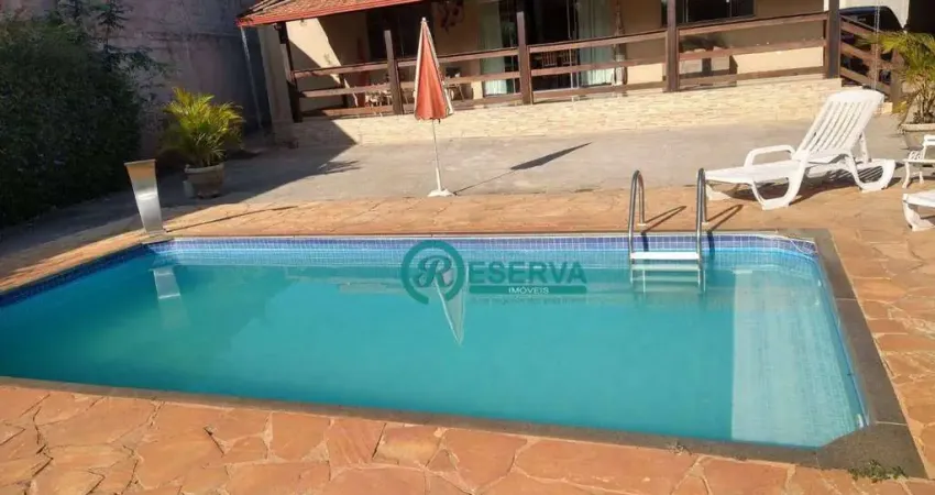Casa com 4 dormitórios à venda, 240 m² por R$ 880.000,00 - Moradas do Lago - Jaboticatubas/MG