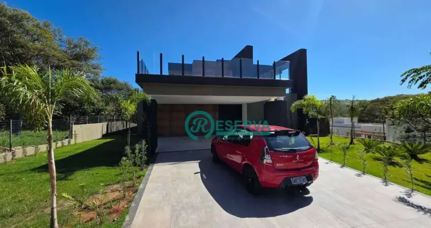 Casa em Lagoa Santa, com 4 dormitórios à venda, 417 m² por R$ 3.990.000 - Condomínio Victória Golf Residence - Lagoa Santa/MG