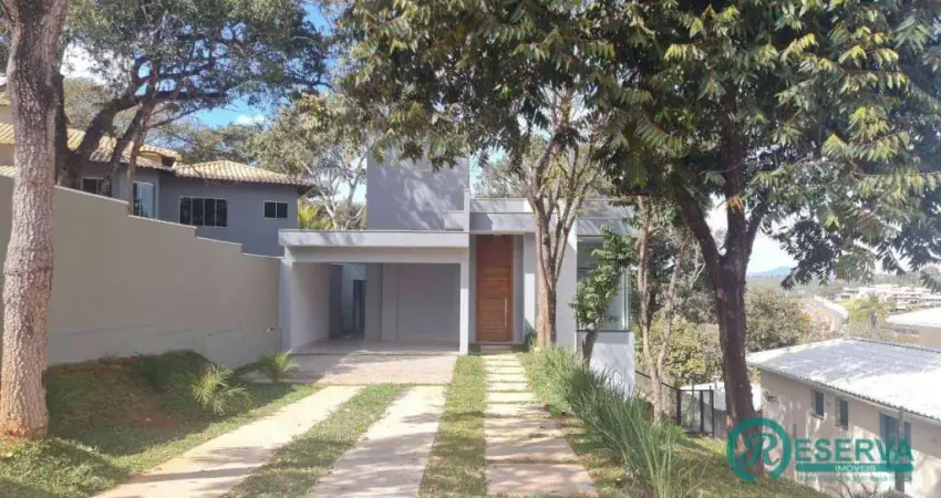Casa à venda, 160 m² por R$ 1.850.000,00 - Condomínio Village do Gramado - Lagoa Santa/MG