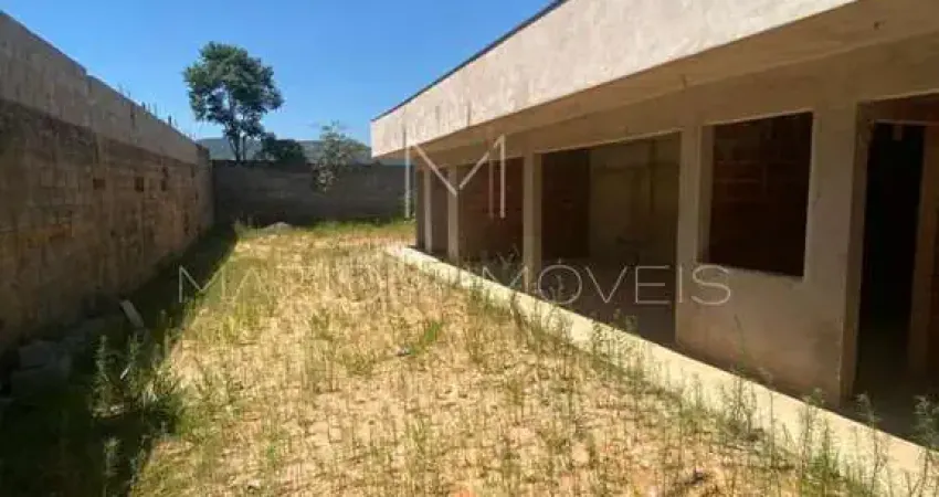 Casa para Venda em Cabreúva, Fazendinha Real, 3 dormitórios, 3 suítes, 5 banheiros, 2 vagas