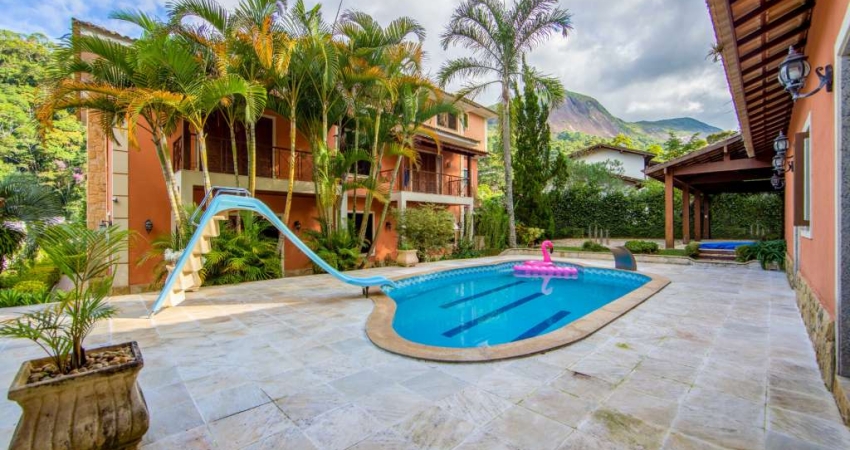 Casa com 4 quartos em condomínio em Quebra Frascos, Teresópolis.