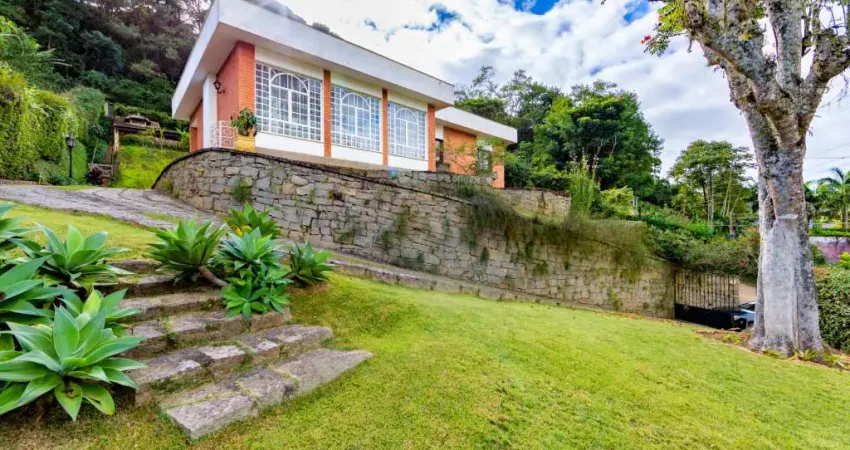 Casa com 3 quartos à venda no Albuquerque, Teresópolis