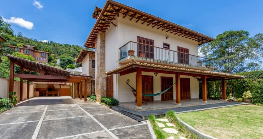 Casa 5 quartos em condomínio no Parque do Imbuí, Teresópolis.