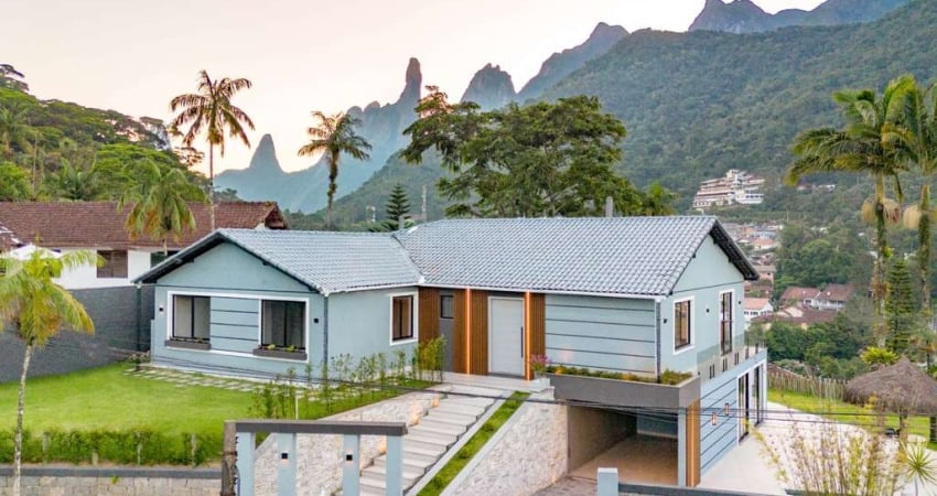 Casa com 4 quartos no Comary, Teresópolis.