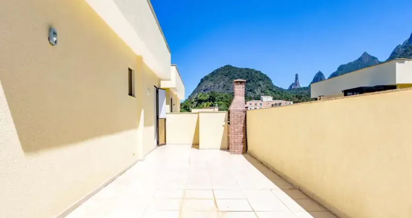 Cobertura aconchegante de 4 quartos no Alto, Teresópolis.