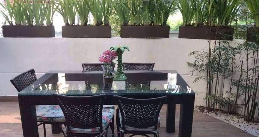 Casa à venda en condomínio fechado de alto padrão na Vila Andrade-Morumbi. 3 Suites, 2 vagas, 170m2.
