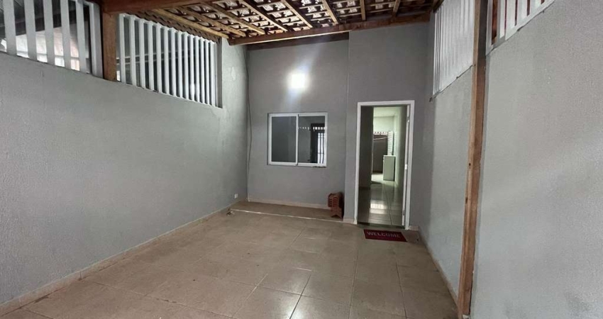 Casa com 3 quartos à venda na Rua Arnaldo Vitulli, Nova Mirim, Praia Grande