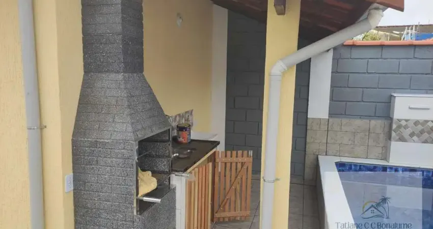 Casa à Venda em Nova Itanhaém, 2 Quartos, 125m², R$320 Mil