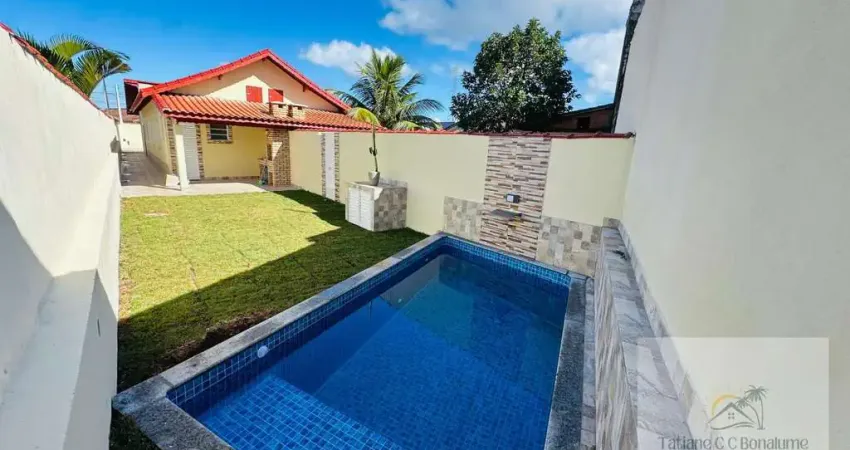 Casa à Venda em Santa Terezinha, Itanhaém/SP: 3 Dorms, 165m², R$479.900