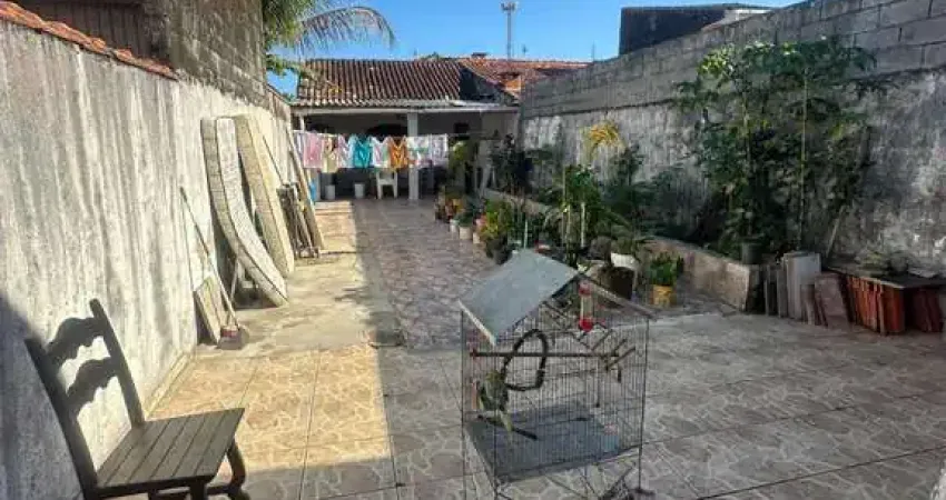 Casa à Venda em Balneário América, Mongaguá – 4 Dorms, 262m²